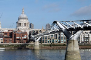 London_Millennium_Bridge